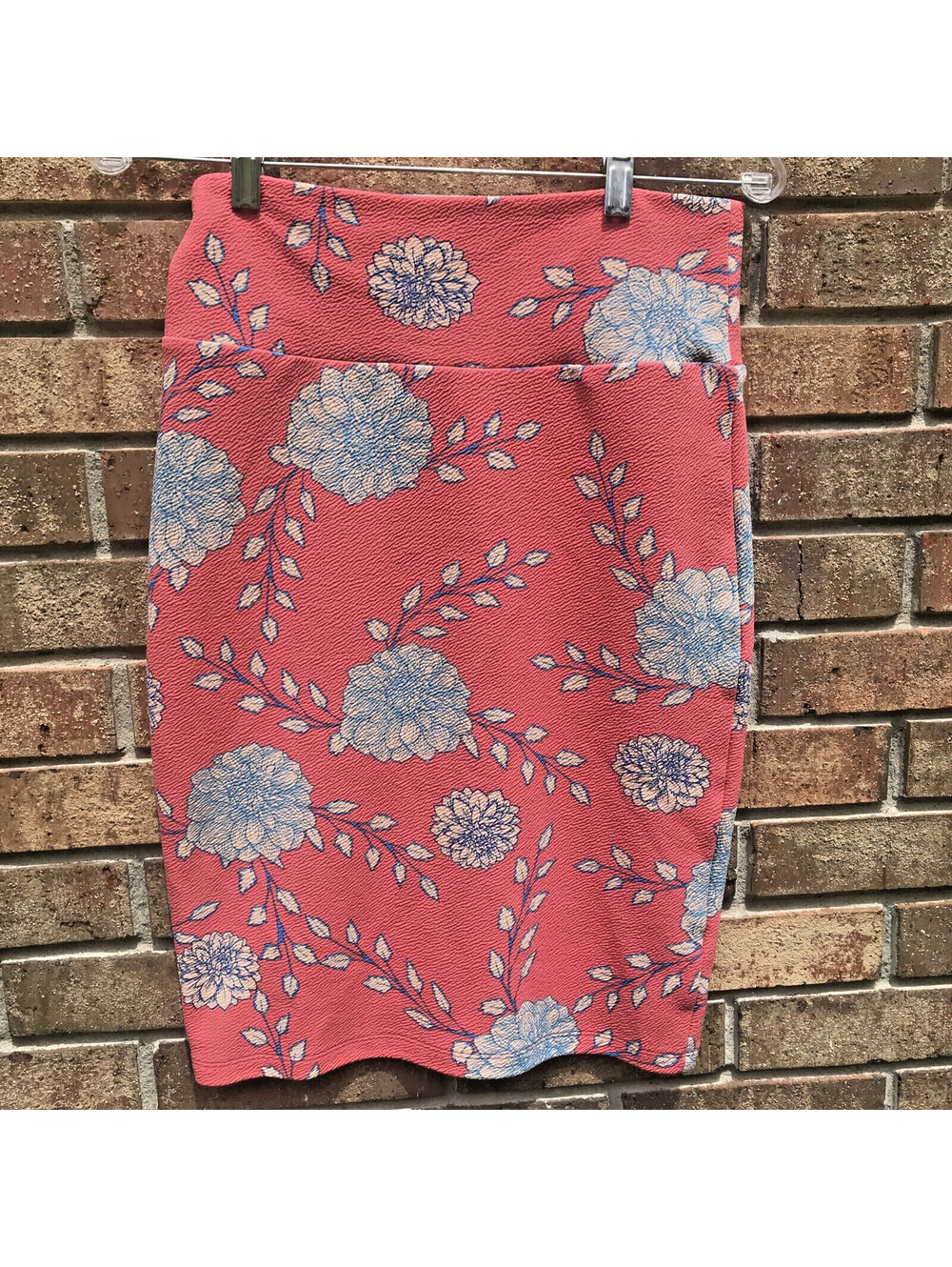 LuLaRoe Cassie Pencil Skirt Size Small Coral Pink Blue Floral Stretch S